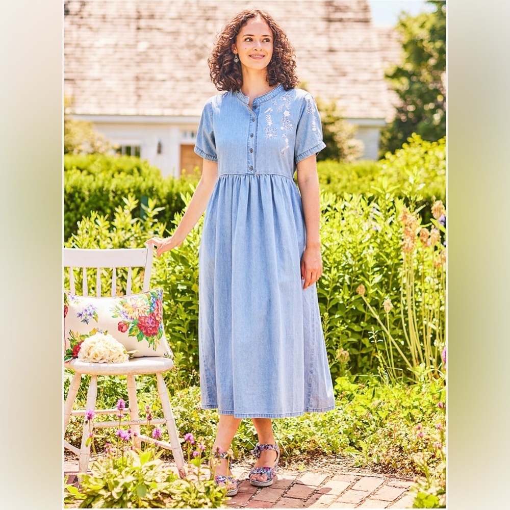 April Cornell | Denim Prairie Floral Dress - Size Large
